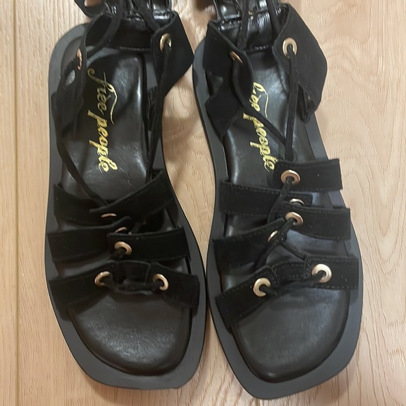 Free People Genuine Suede Sun-Chaser Tall Gladiator Sandals, sz 36 / 5.5 - Picture 5 of 15